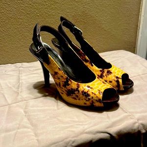 Donald J Pliner heels